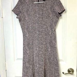 DKNY short sleeve dress. Pink and black woven fabric. Size 8